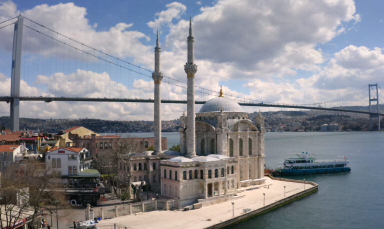 Grand Mecidiye Mosque (Ortaköy Mosque)